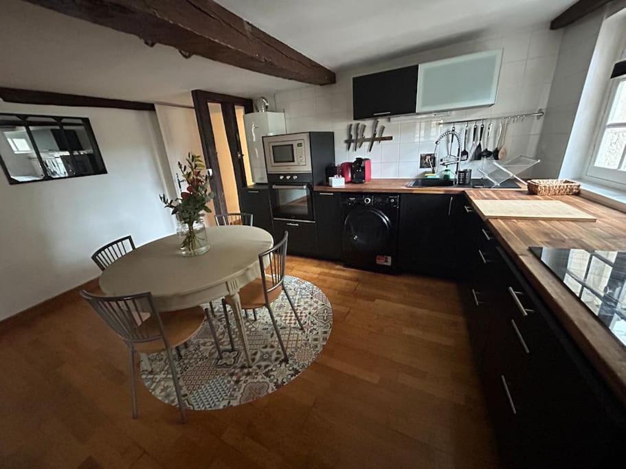 Trop Chouette Centre Dijon Appartement Buitenkant foto